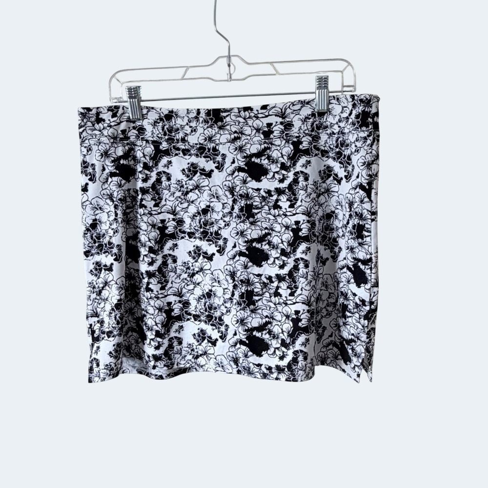 Tranquility White Black Floral Active Skort Size Large Tenniscore Athleisure